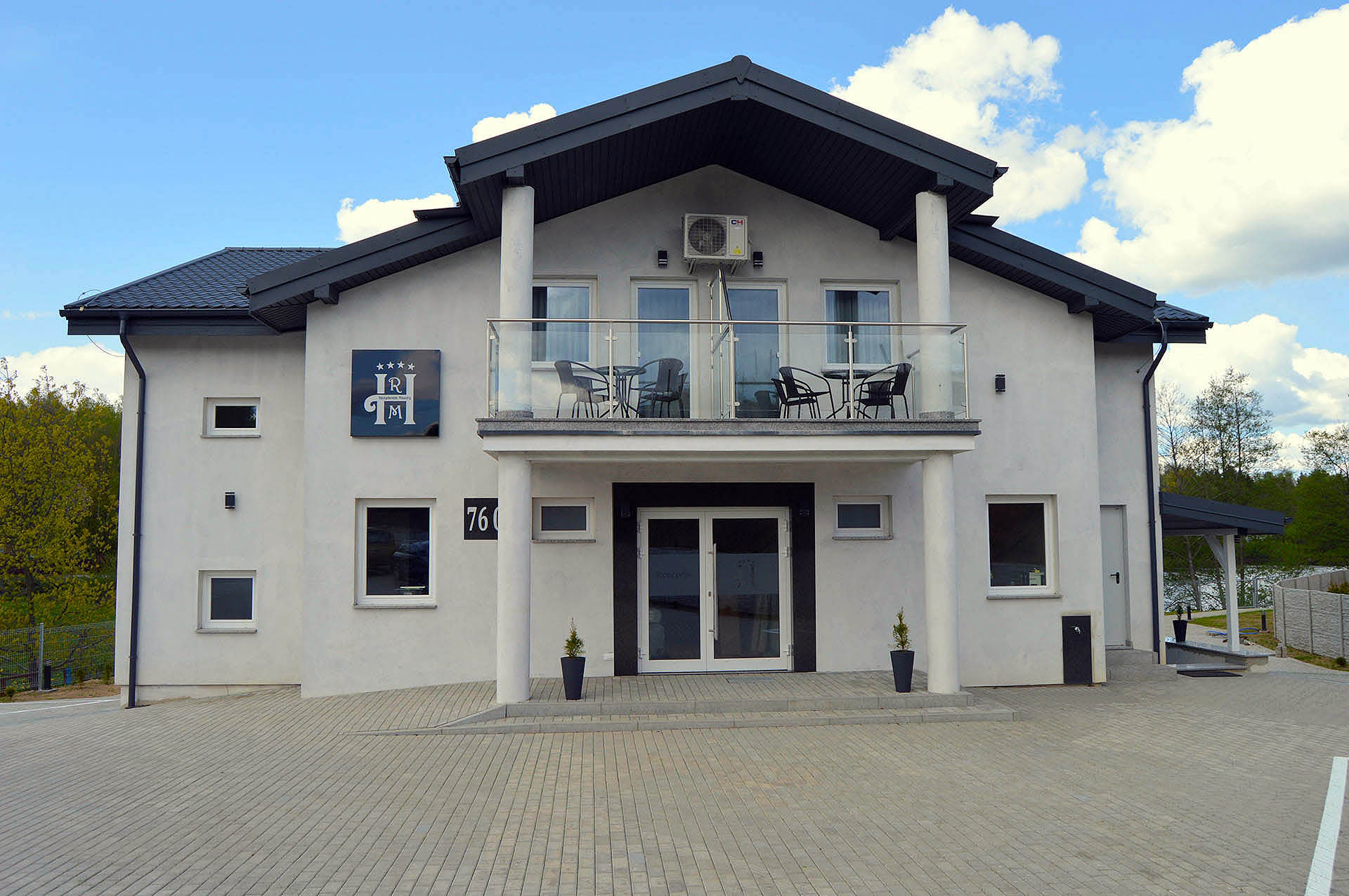 REZYDENCJA MAZURY